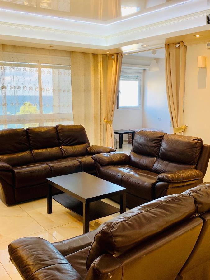Royal Beach Front Apartments Netanya Exterior foto